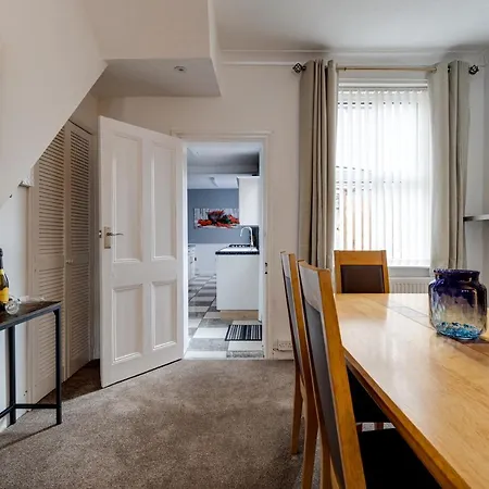 Sandy House Scarborough